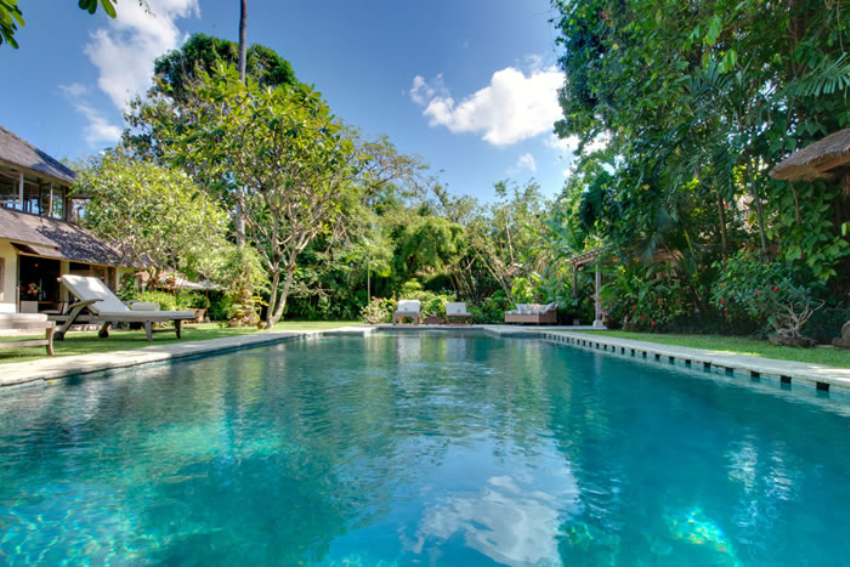 4 Bedroom Pool Villa in the Heart of Seminyak, Bali – sem36