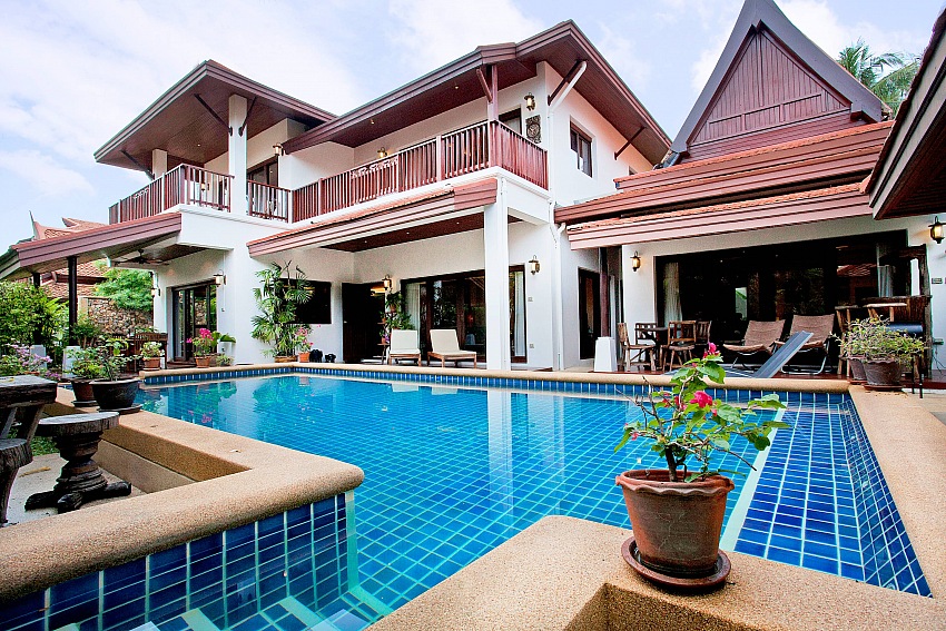 Stunning 5 Bedroom Pool Villa Near Beach in Samui – LAM26